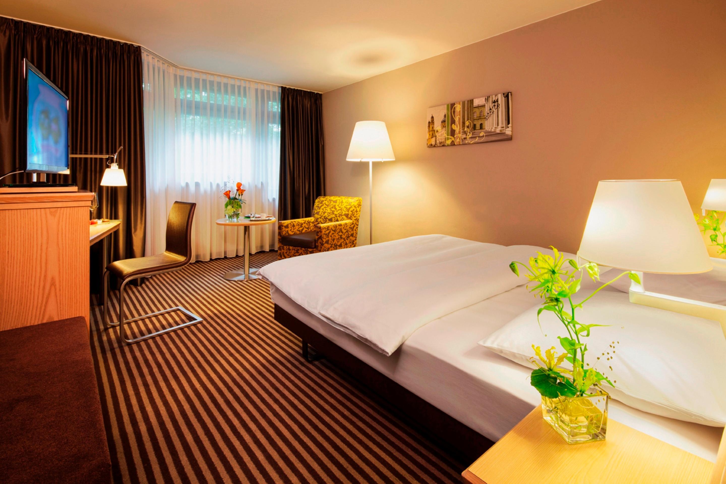 Moevenpick Hotel Muenchen-Airport Hallbergmoos Exterior photo