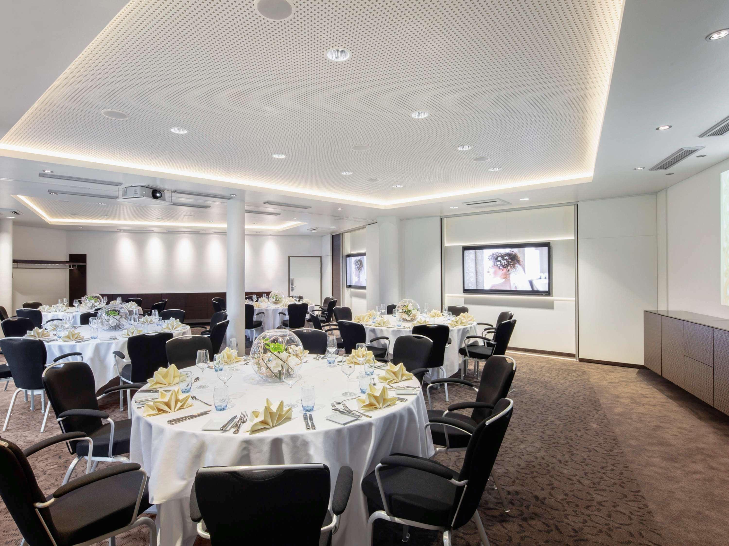 Moevenpick Hotel Muenchen-Airport Hallbergmoos Exterior photo