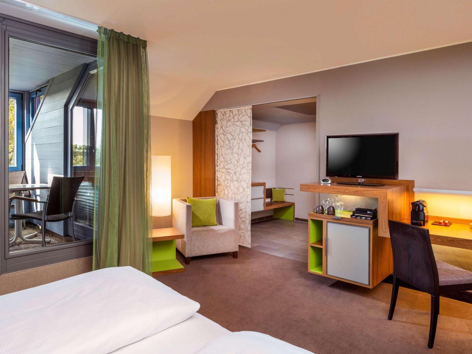 Moevenpick Hotel Muenchen-Airport Hallbergmoos Exterior photo
